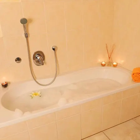 Grosse Zentrale Ferienwohnung Im Weltkulturerbe Lägenhet Bad Kissingen